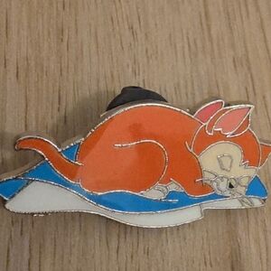 Disney Pin – Sleeping Cat Disney Collector Trading Pin